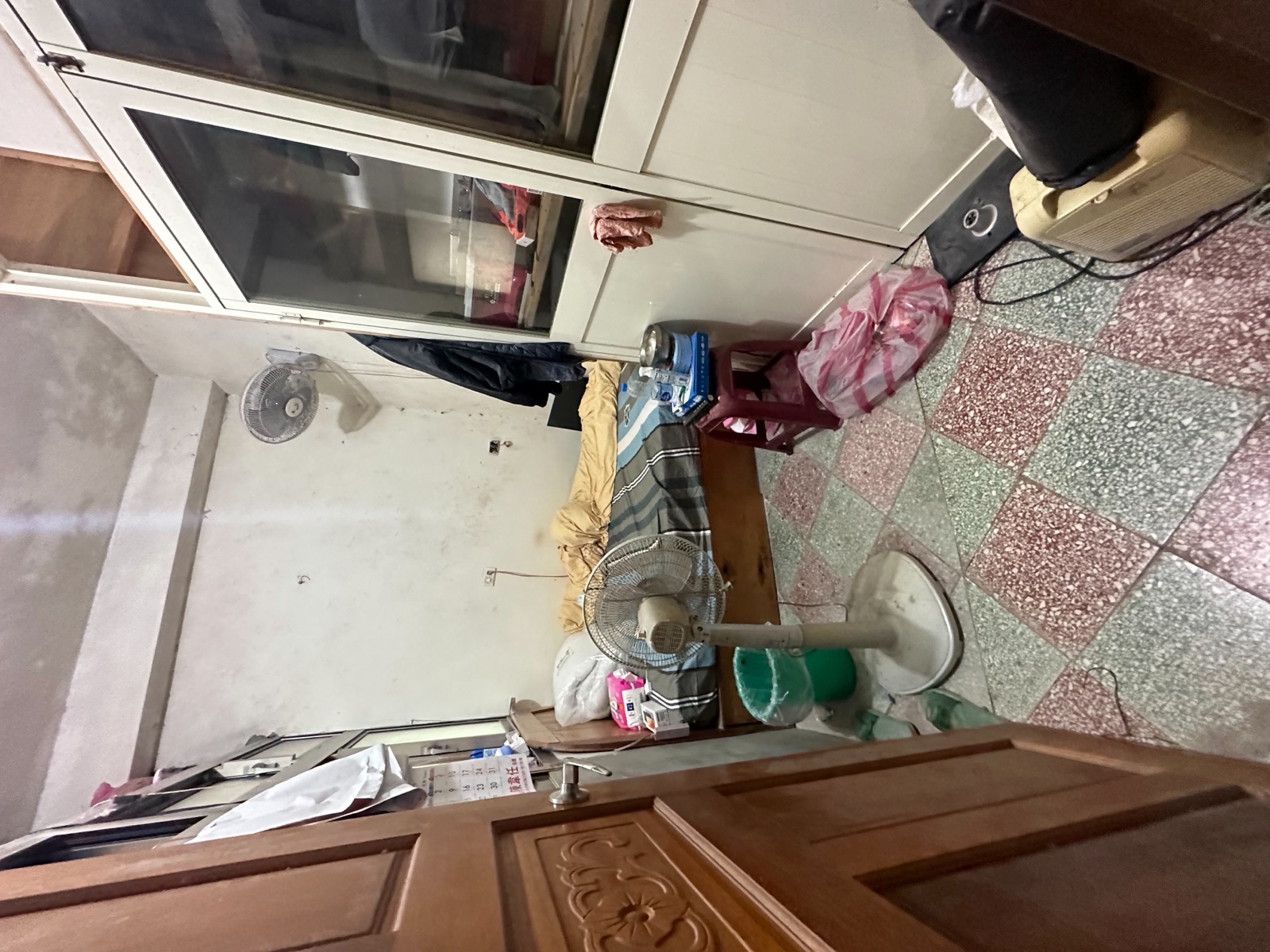 淨化前 — 走道堆積